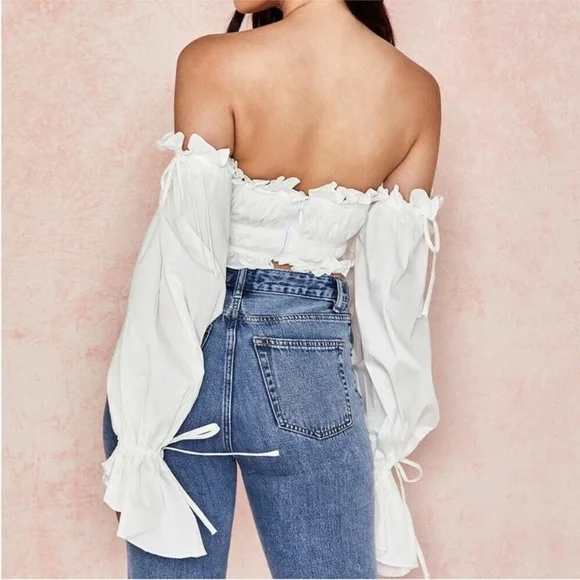 NWOT House of CB Tula Ruched Off‎ Shoulder Top White Small